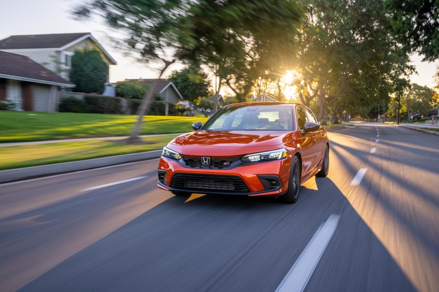  Honda Civic Si 2021 года  (NA) (фото 10 из 14)